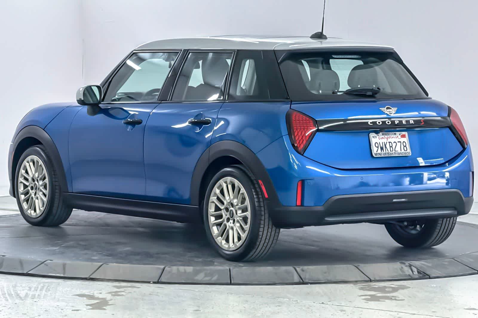 Used 2026 MINI Cooper S FWD image 6