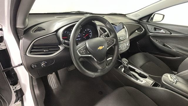 Used 2023 Chevrolet Malibu LT w/ Sport Edition FWD image 14