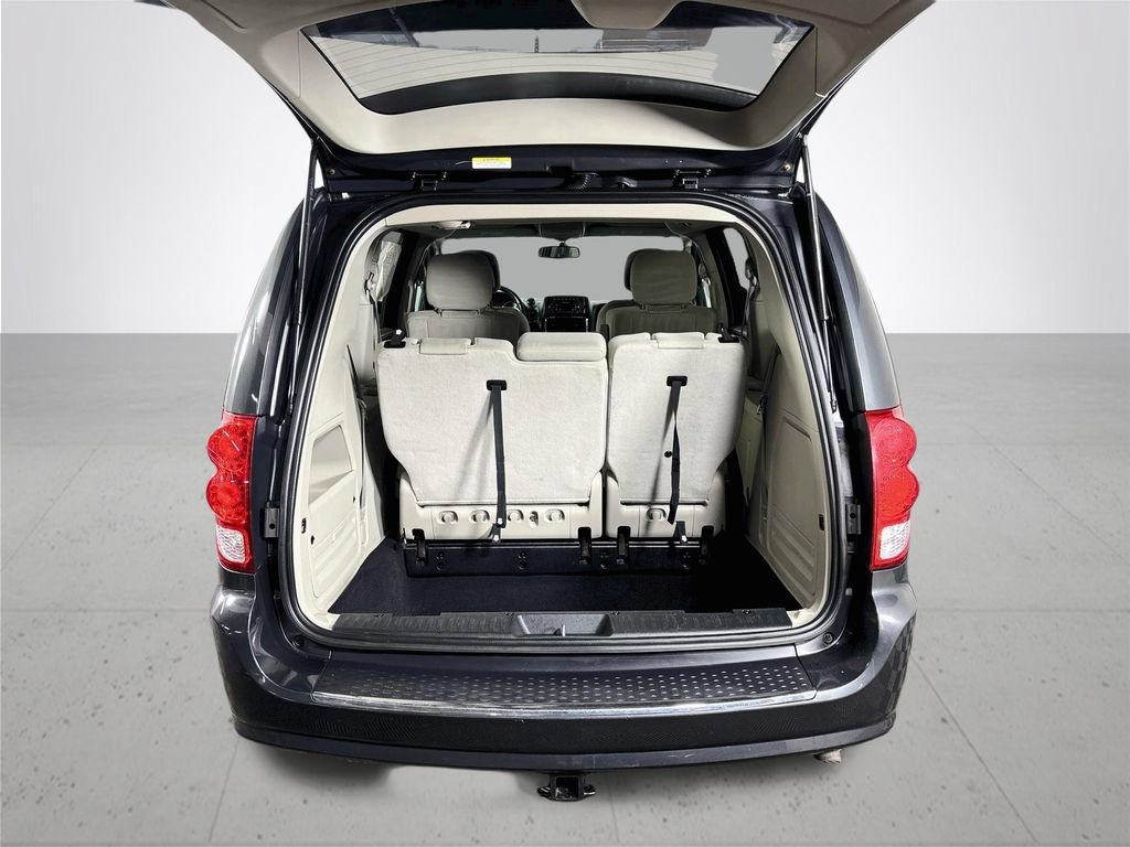Used 2012 Dodge Grand Caravan American Value Package w/ UConnect Hands-Free Group FWD image 19