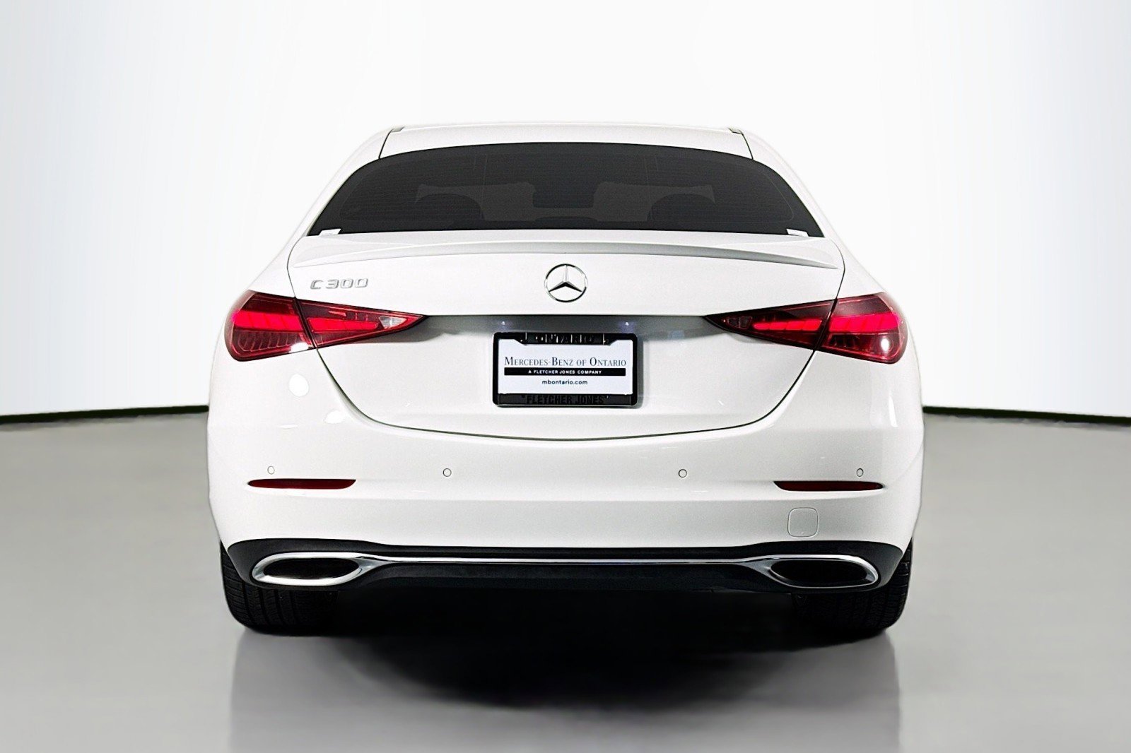 Used 2024 Mercedes-Benz C 300 Sedan image 3