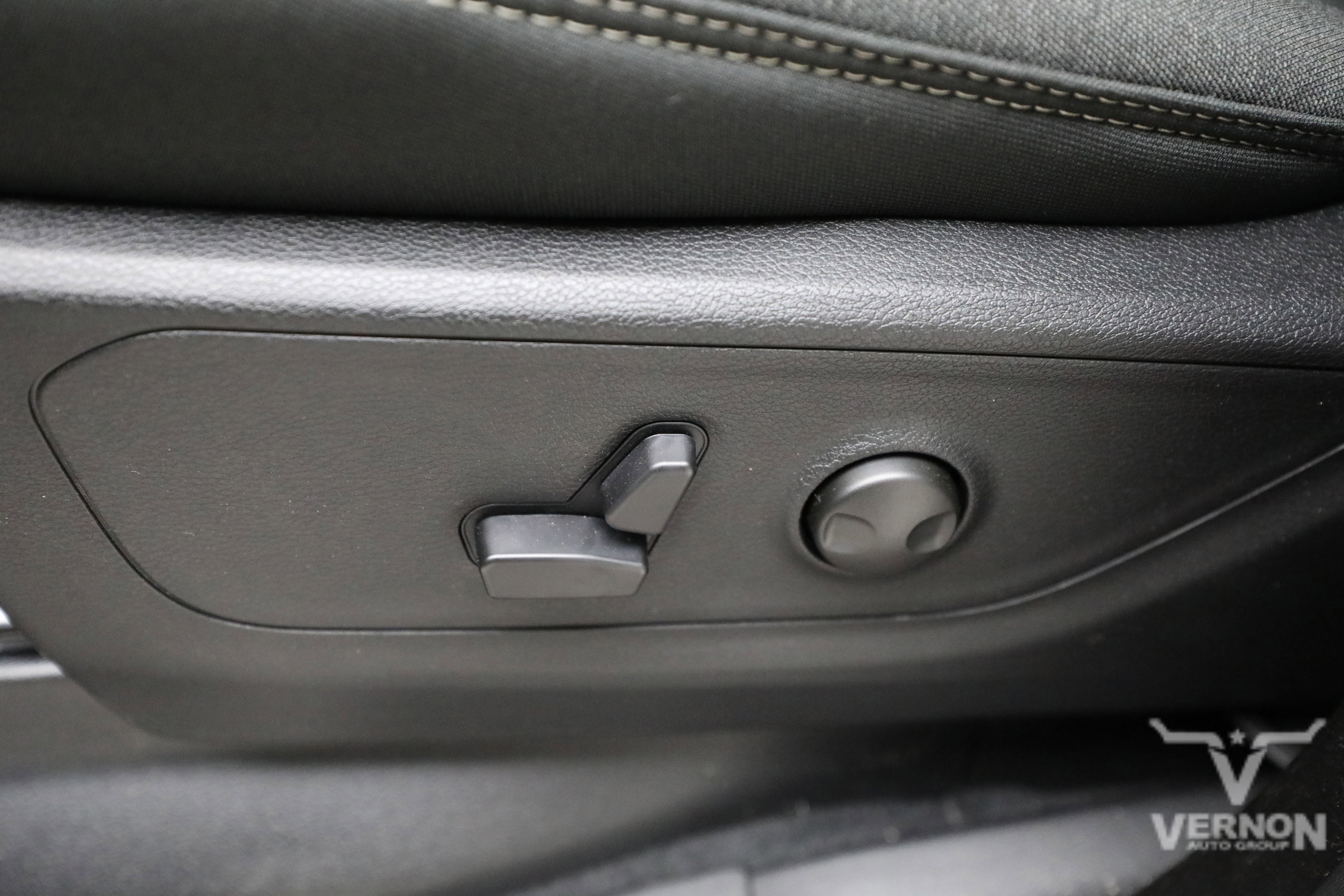 New 2026 RAM 1500 4x4 Crew Cab image 14