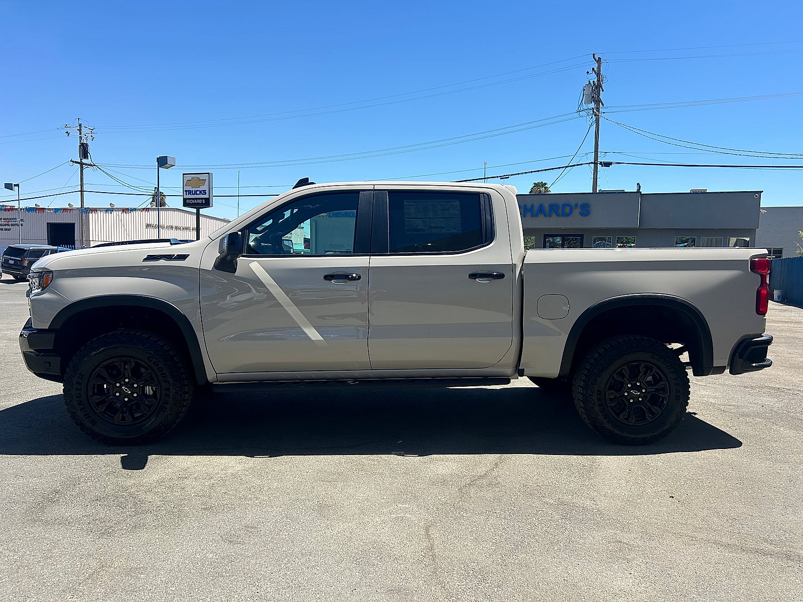 New 2026 Chevrolet Silverado 1500 ZR2 w/ Dark Appearance Package AWD/4WD image 6