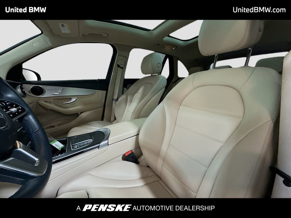 Used 2022 Mercedes-Benz GLC 300 image 5