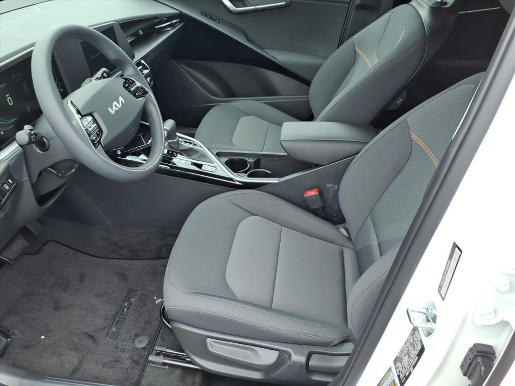 New 2026 Kia Niro LX FWD image 10