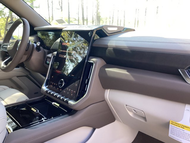 New 2026 GMC Yukon Denali w/ Denali Reserve Package AWD/4WD image 29