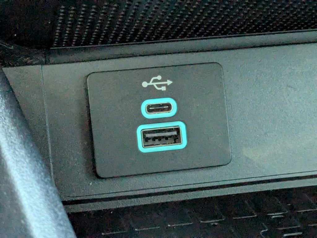 Used 2024 Ford Mustang GT Premium image 25