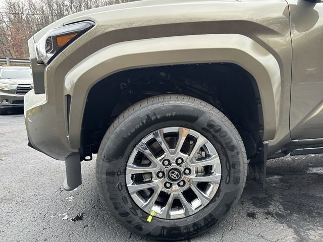 New 2025 Toyota Tacoma Limited image 19