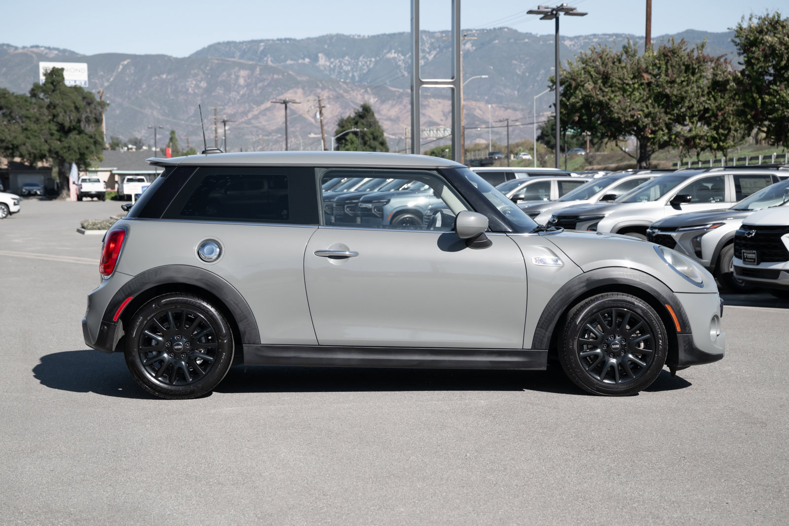 Used 2020 MINI Cooper S image 3