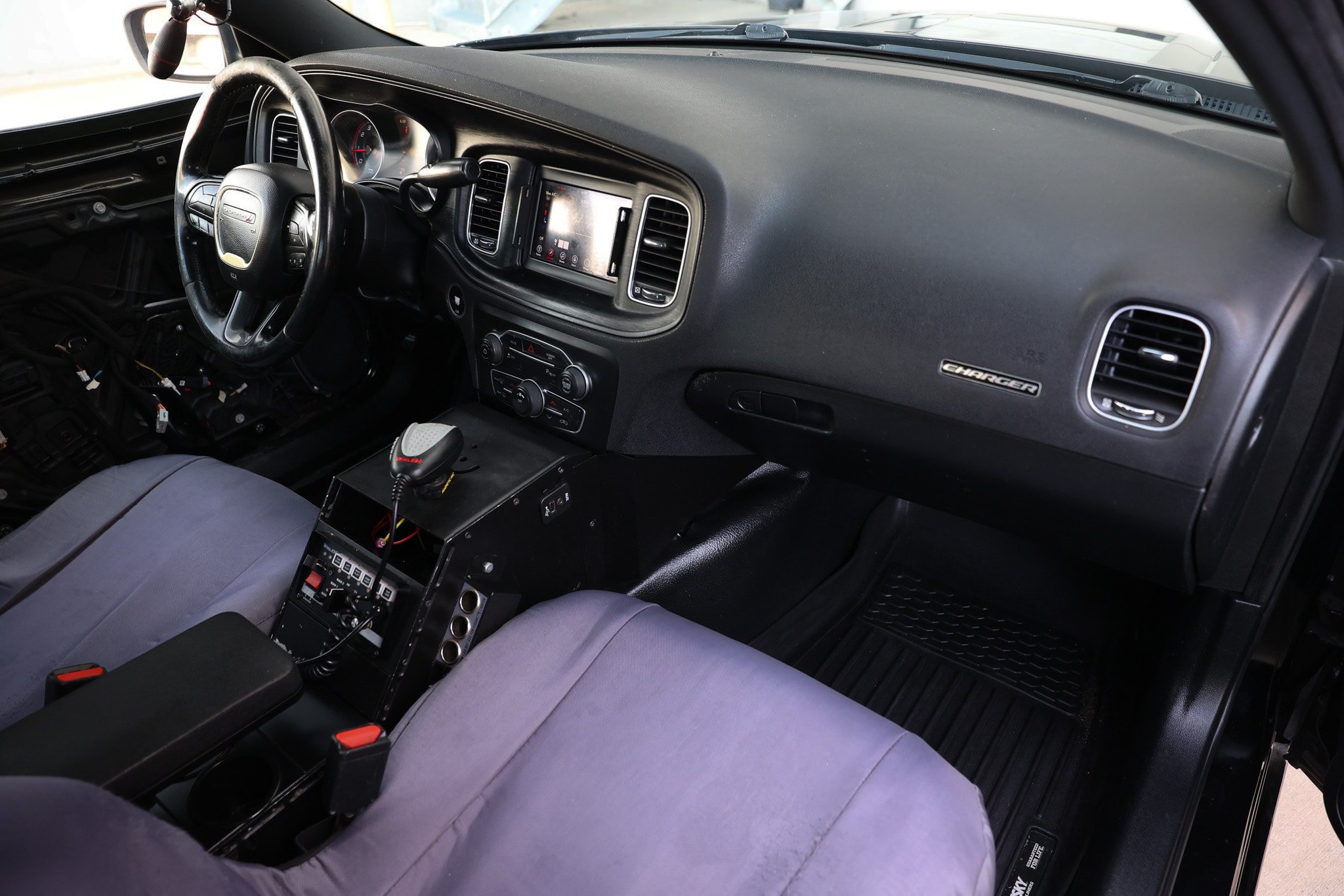 Used 2018 Dodge Charger Police w/ Fleet Safety Group RWD image 22