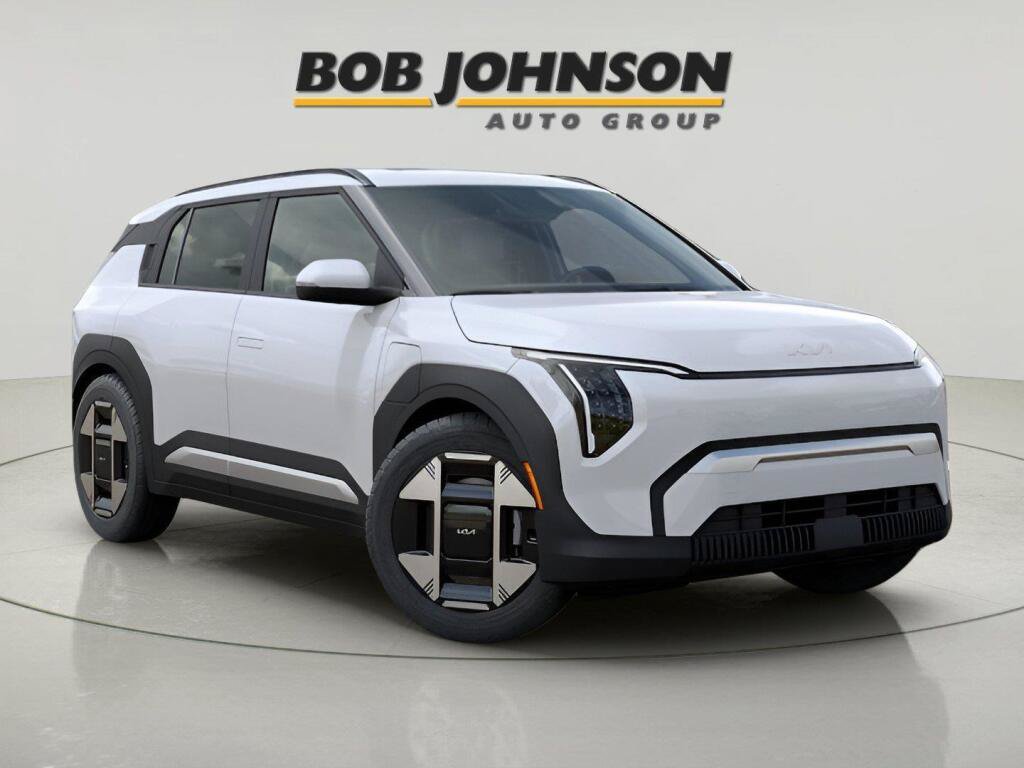 New 2027 Kia EV3 Wind AWD/4WD image 1