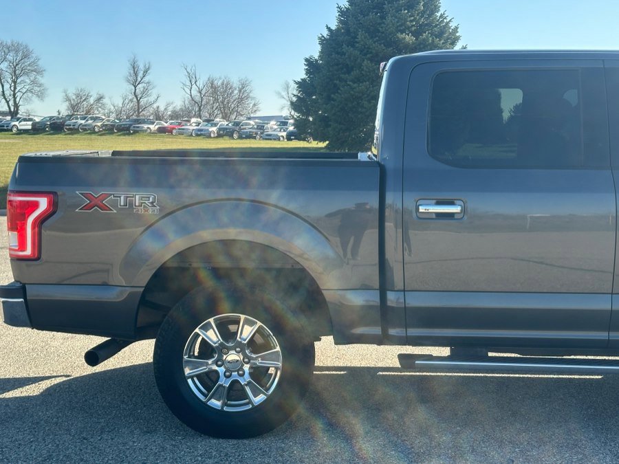 Used 2015 Ford F150 XLT w/ Equipment Group 301A Mid AWD/4WD image 9