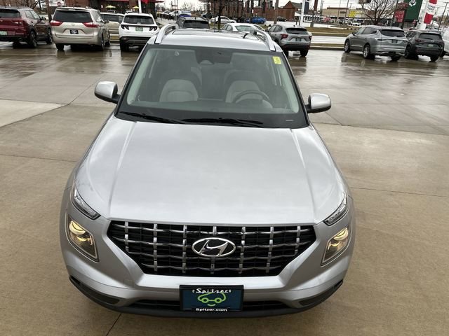 Used 2024 Hyundai Venue SEL FWD image 34