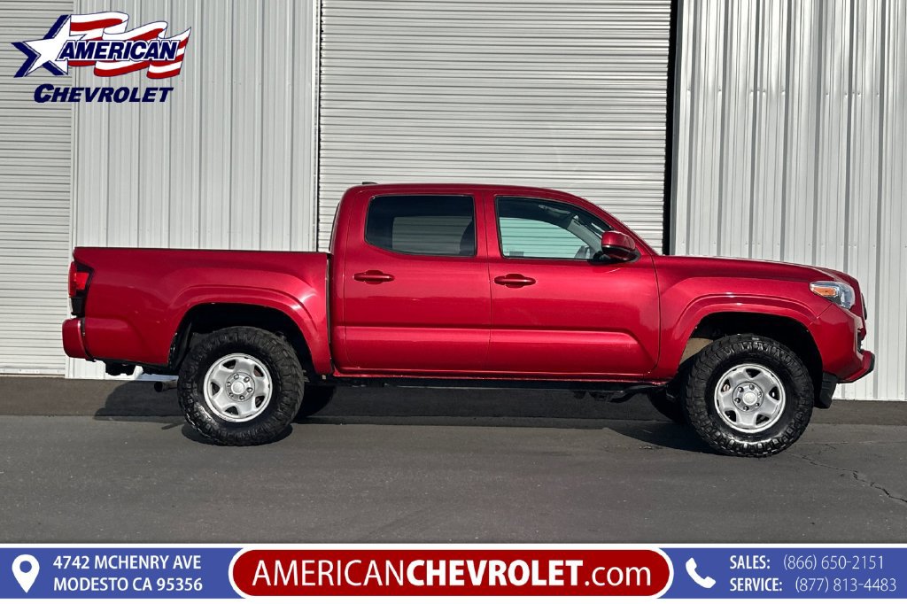 Used 2022 Toyota Tacoma SR AWD/4WD image 3