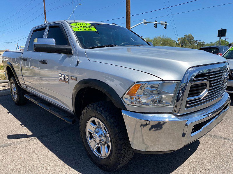 Used 2018 RAM 2500 Tradesman w/ Chrome Appearance Group image 3
