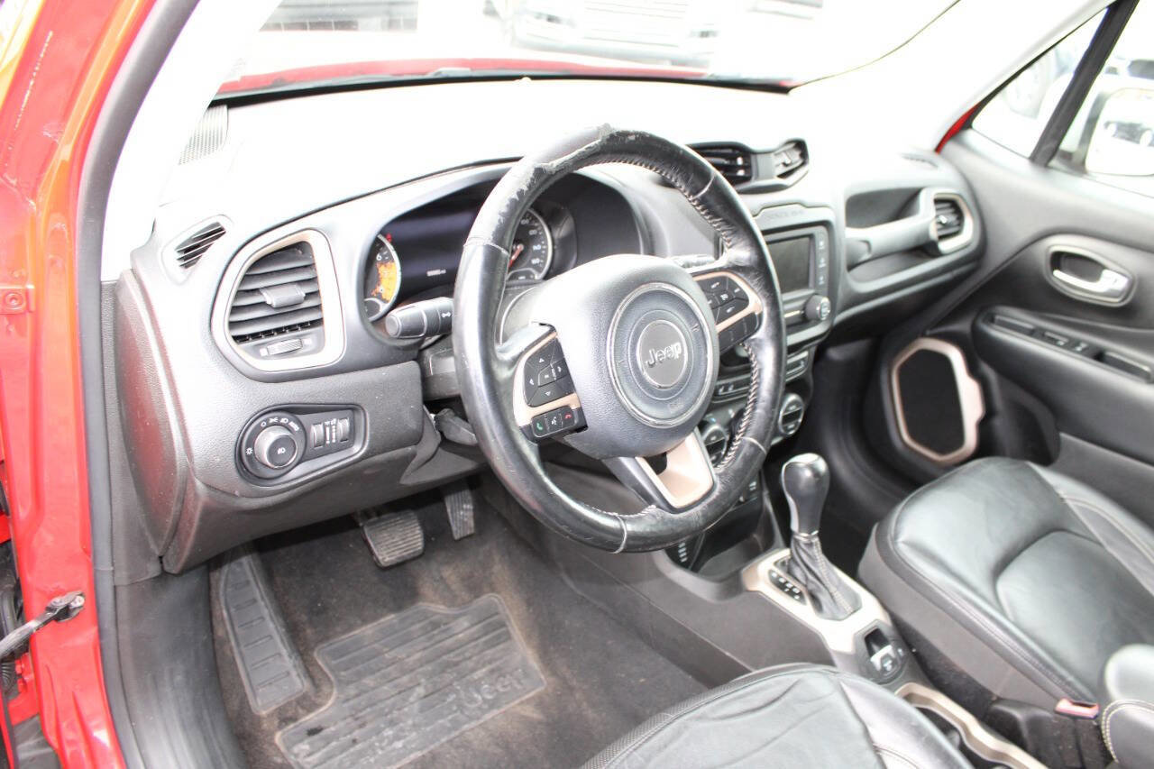 Used 2017 Jeep Renegade Limited image 13