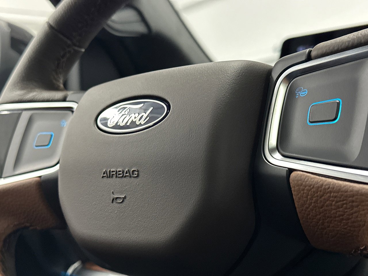 New 2025 Ford Expedition King Ranch image 31