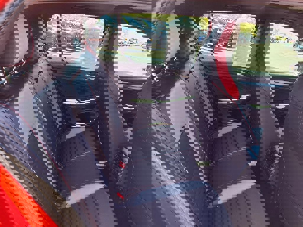 Used 2025 Volkswagen GTI SE image 23