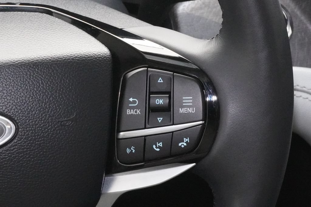 Used 2025 Ford Explorer Platinum w/ Ultimate Package RWD image 21
