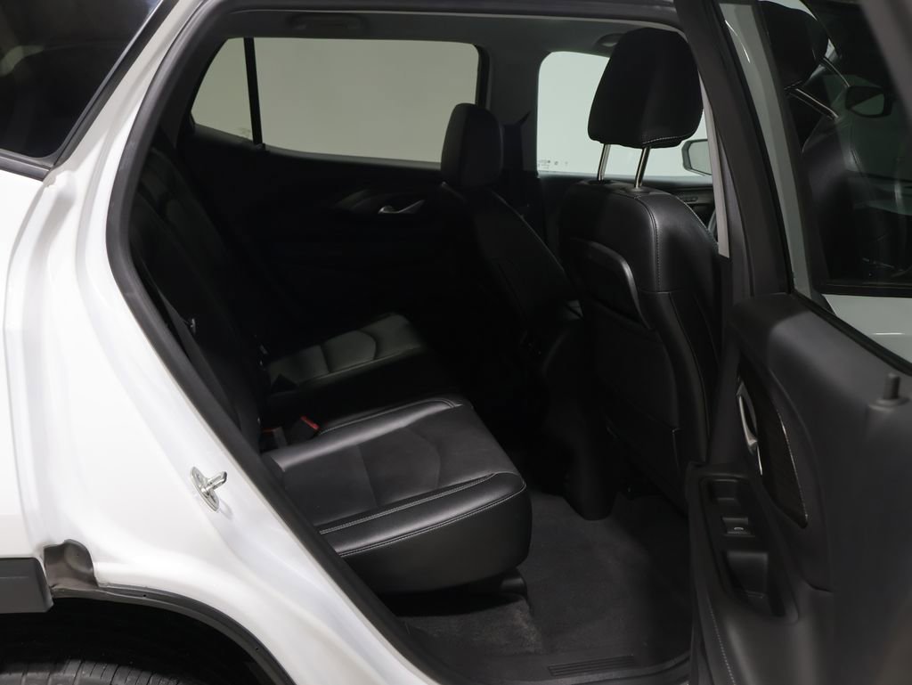 Used 2024 GMC Terrain SLT AWD/4WD image 20