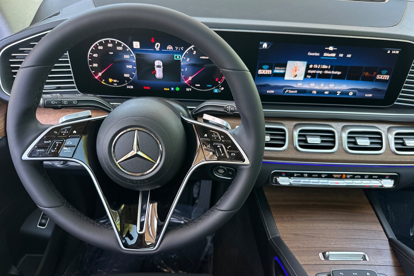 New 2026 Mercedes-Benz GLE 450 4MATIC image 29