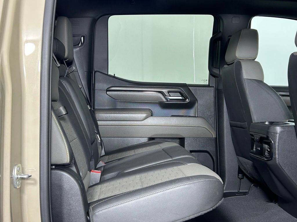 Used 2023 Chevrolet Silverado 1500 ZR2 AWD/4WD image 14