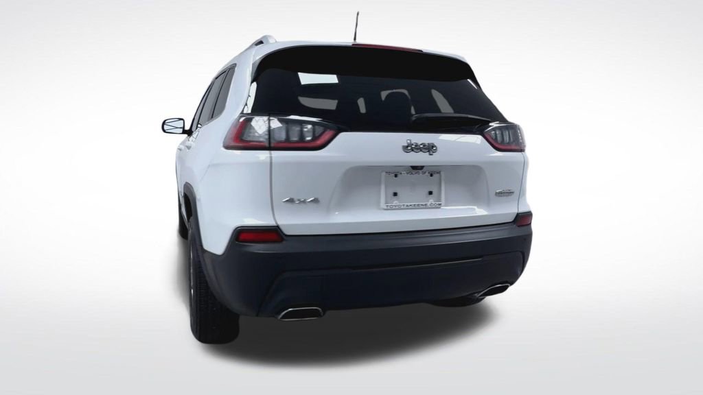 Used 2019 Jeep Cherokee Latitude Plus AWD/4WD image 7
