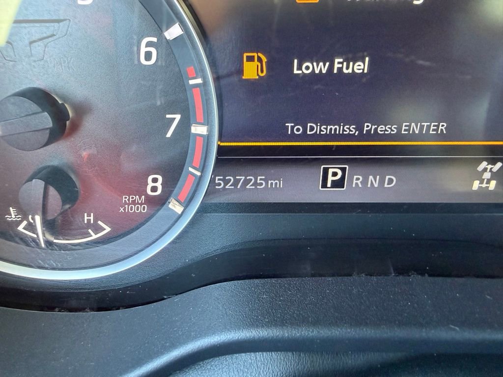 Used 2021 Nissan Titan Platinum Reserve w/ Moonroof Package image 27