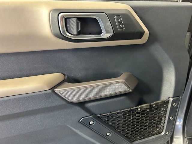 Used 2023 Ford Bronco Wildtrak image 14