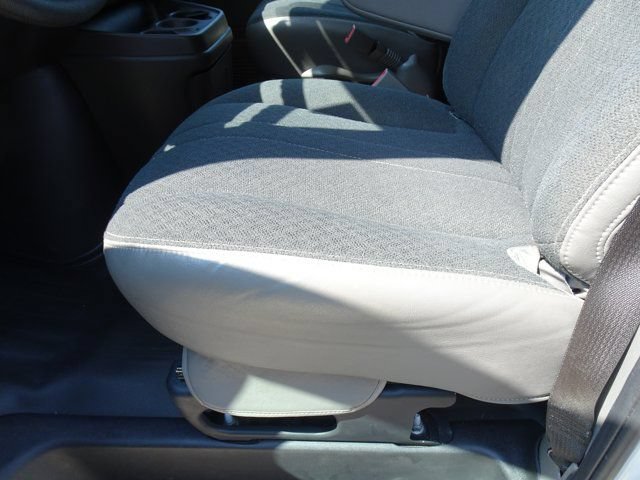 Used 2024 Chevrolet Express 2500 w/ Driver Convenience Package RWD image 8