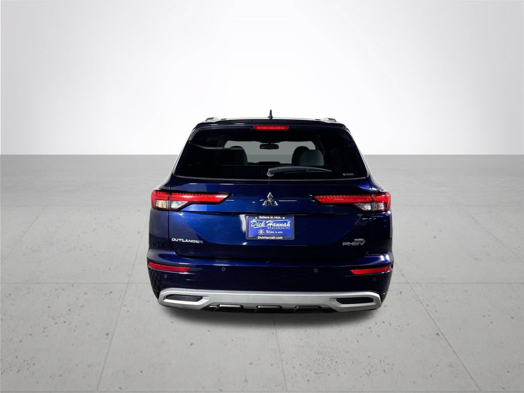 Used 2023 Mitsubishi Outlander SEL AWD/4WD image 7
