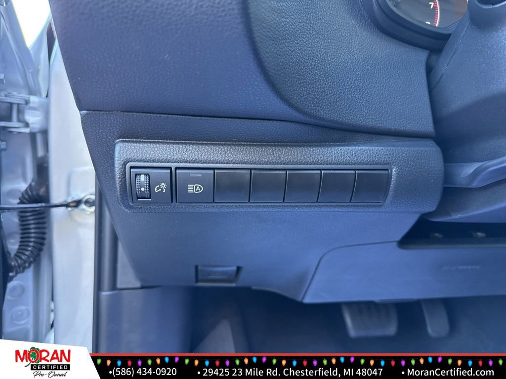 Used 2024 Toyota Corolla LE image 12