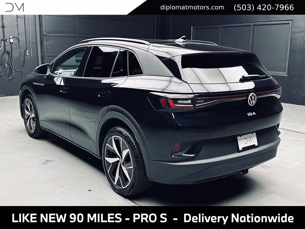 Used 2024 Volkswagen ID.4 Pro S AWD/4WD image 4