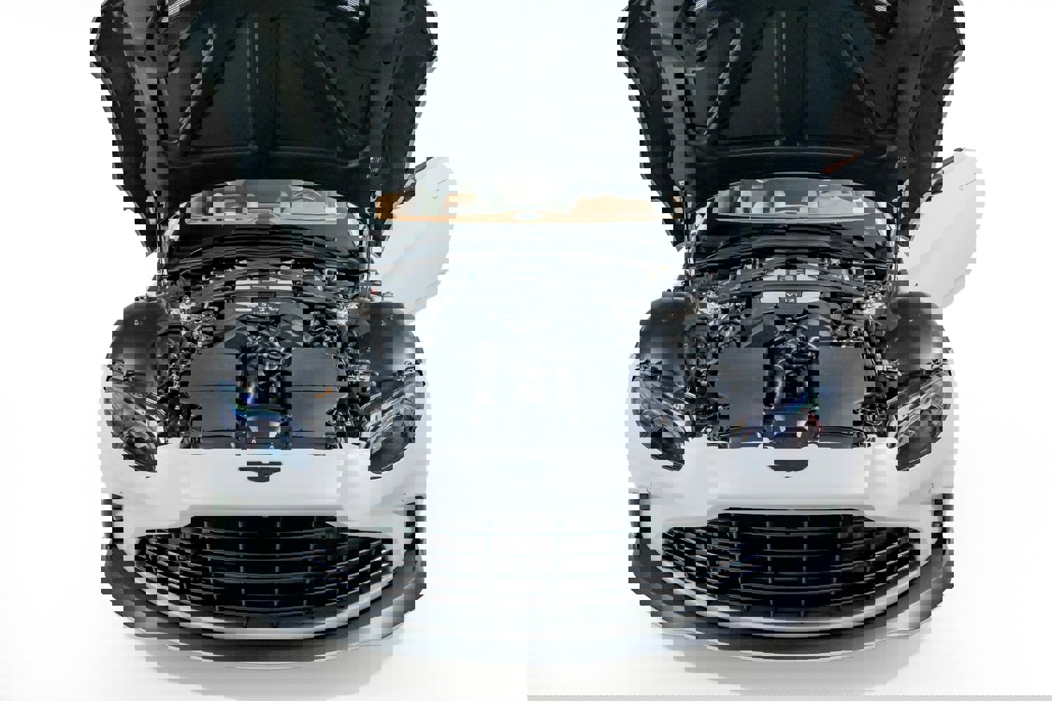 Used 2023 Aston Martin V12 Vantage image 42