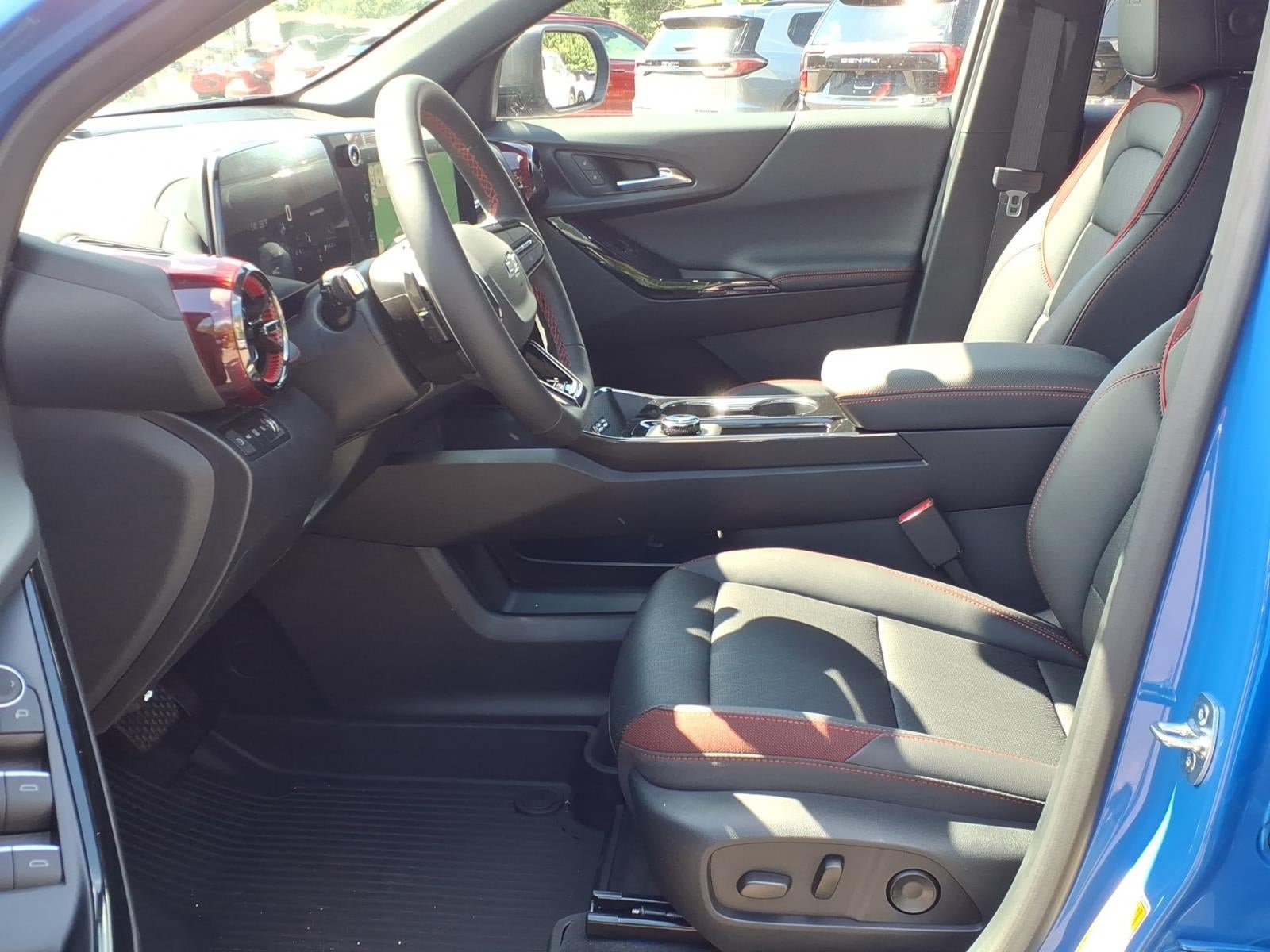 New 2027 Chevrolet Equinox RS w/ LPO, Floor Liner Package AWD/4WD image 5