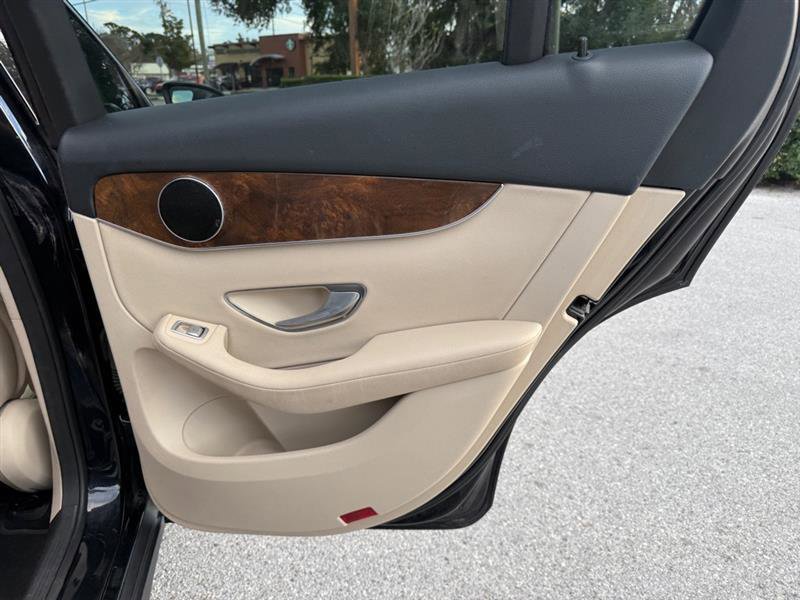 Used 2016 Mercedes-Benz GLC 300 GLC300 4MATIC image 16