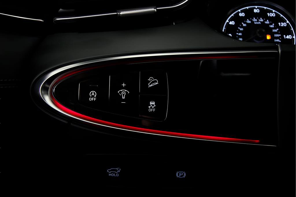 Used 2025 Genesis GV70 3.5T Sport AWD/4WD image 35