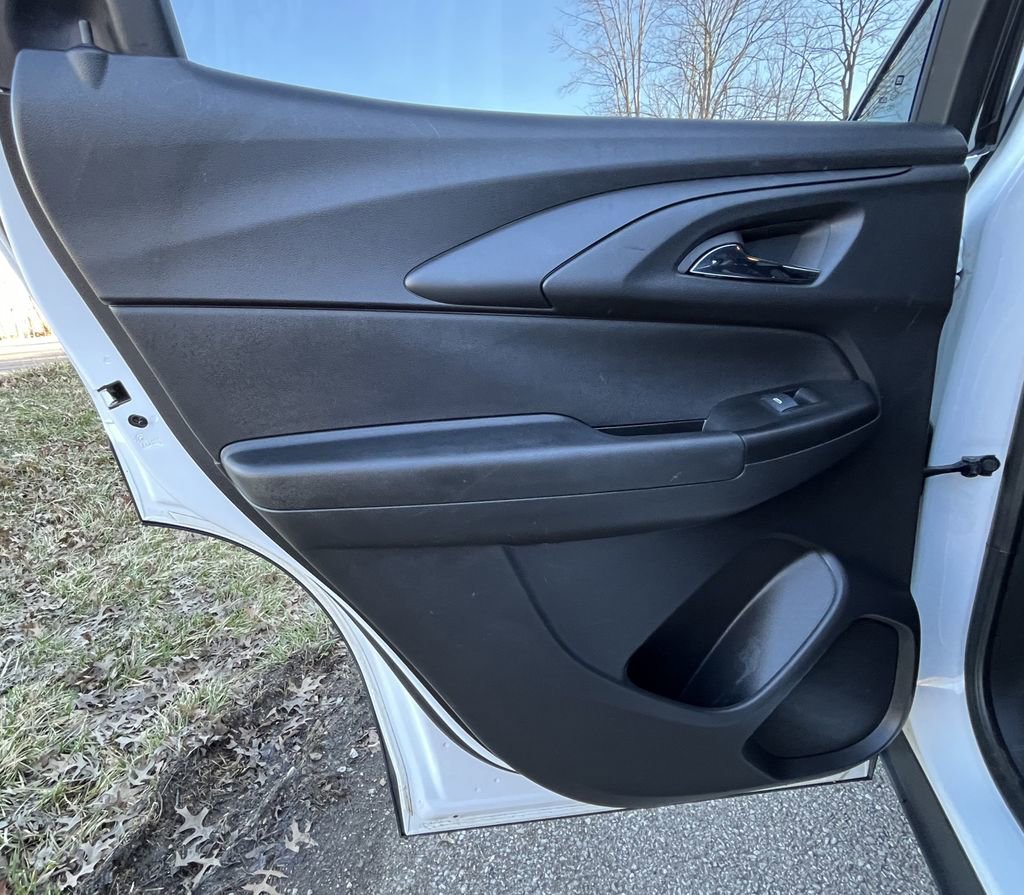 Used 2023 Chevrolet TrailBlazer LT w/ Convenience Package image 16