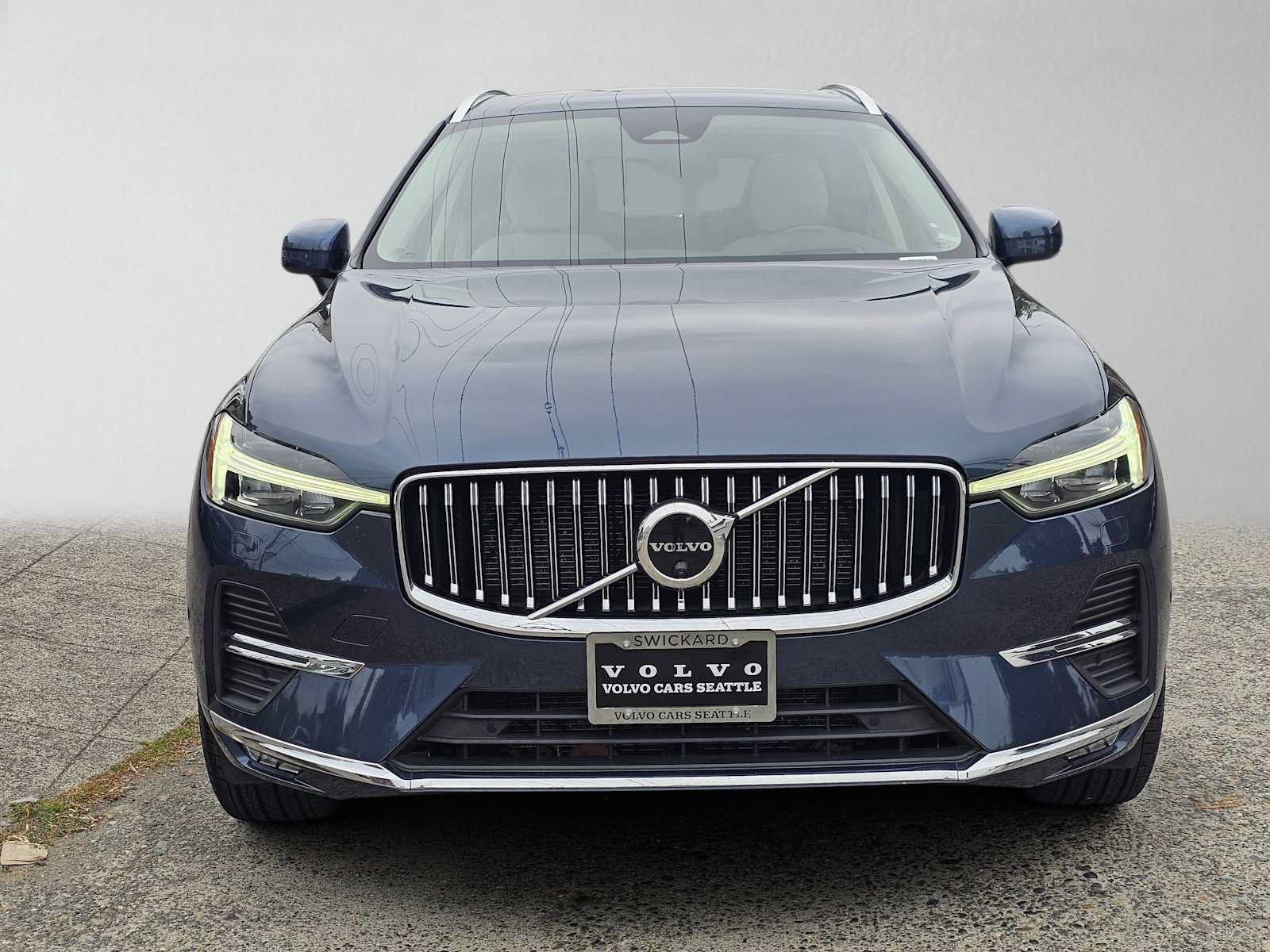 Used 2023 Volvo XC60 B6 Ultimate w/ Protection Package Premier AWD/4WD image 8