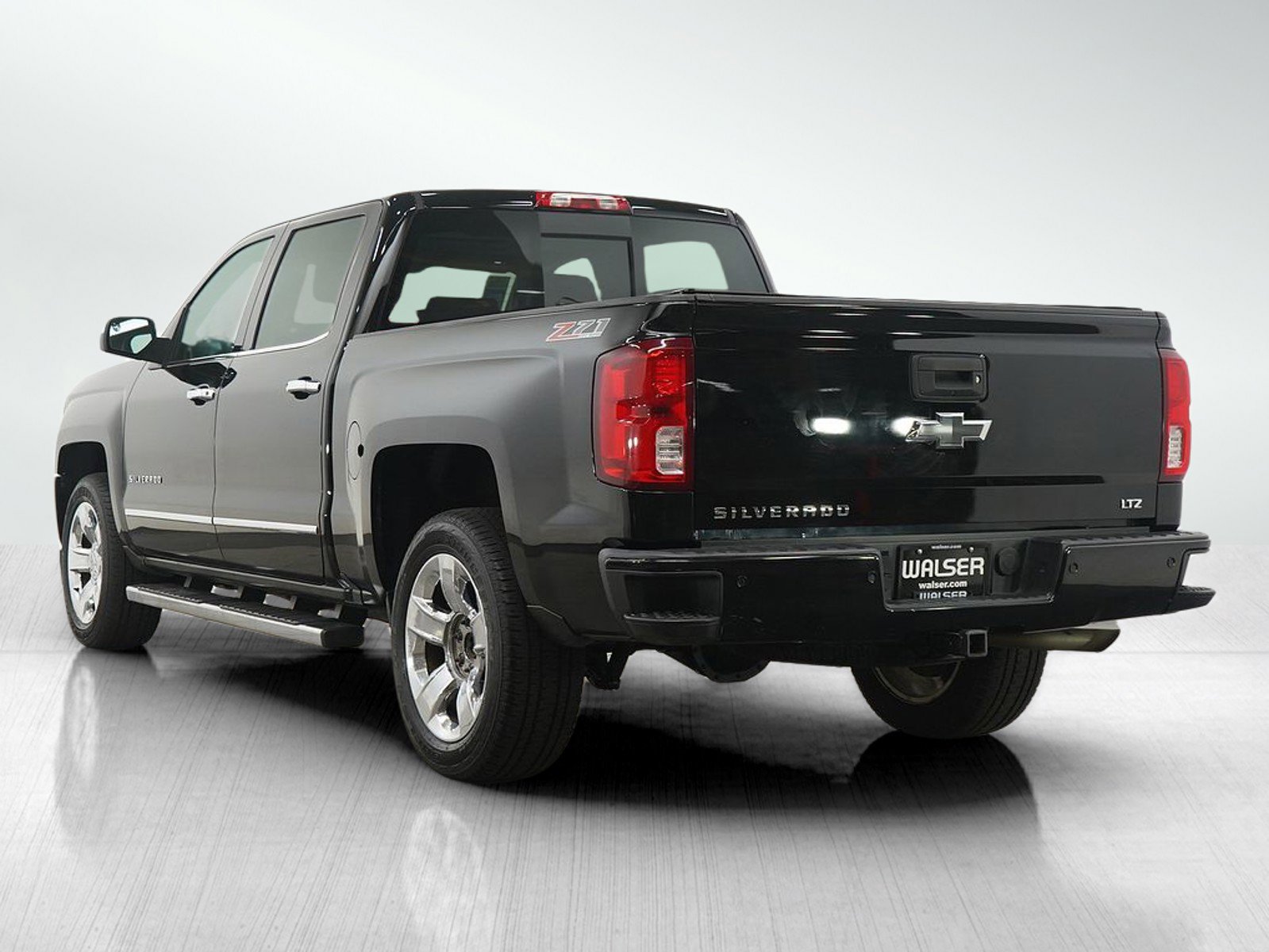 Used 2016 Chevrolet Silverado 1500 LTZ Z71 w/ LTZ Plus Package image 3