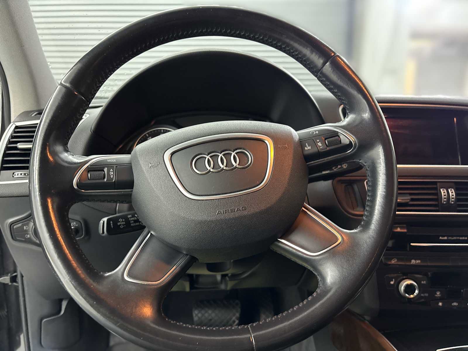 Used 2017 Audi Q5 2.0T Premium w/ Audi MMI Navigation Plus AWD/4WD image 11