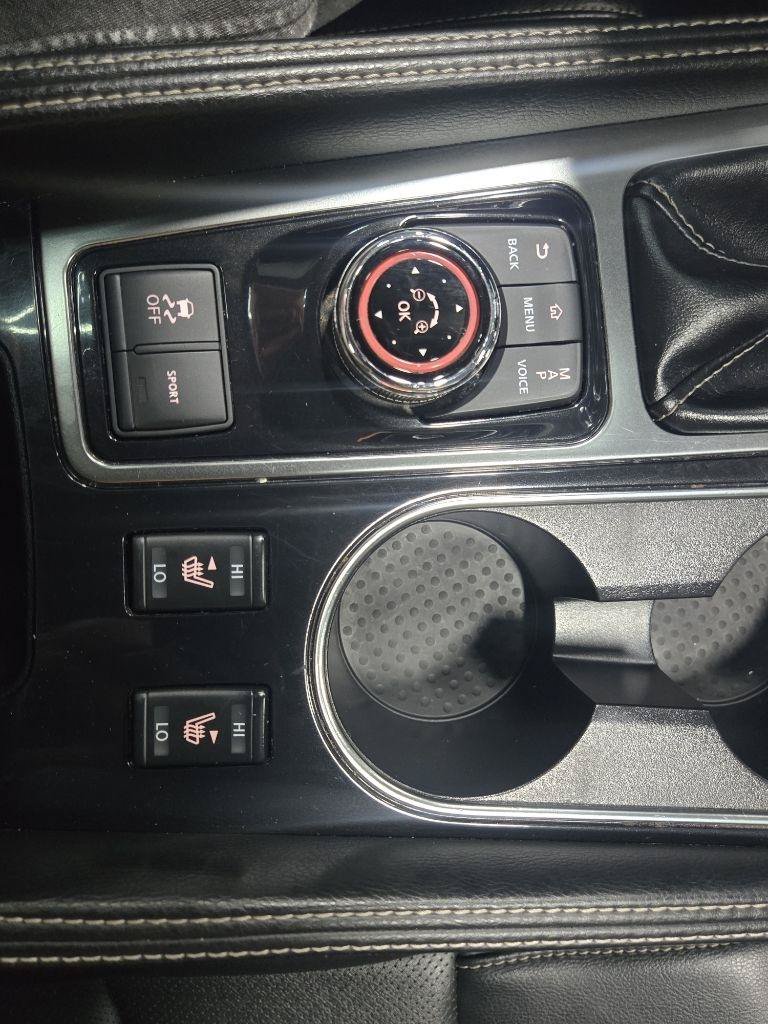 Used 2023 Nissan Maxima SL FWD image 17