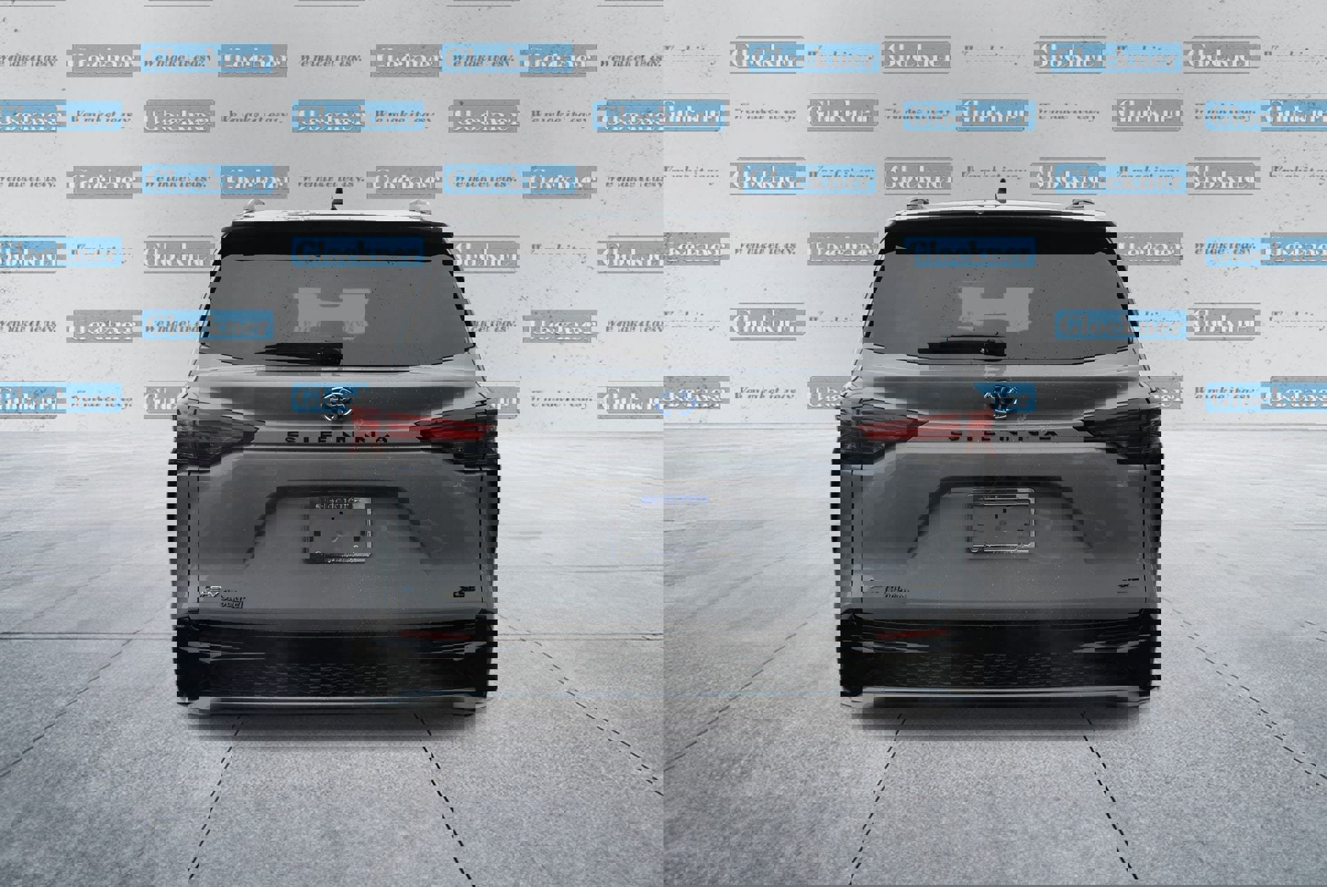 Used 2025 Toyota Sienna XSE image 7