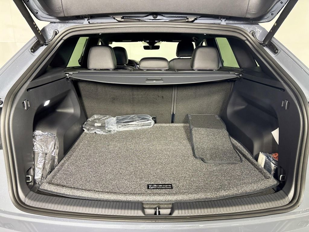 New 2026 Volkswagen Atlas Cross Sport SE image 21