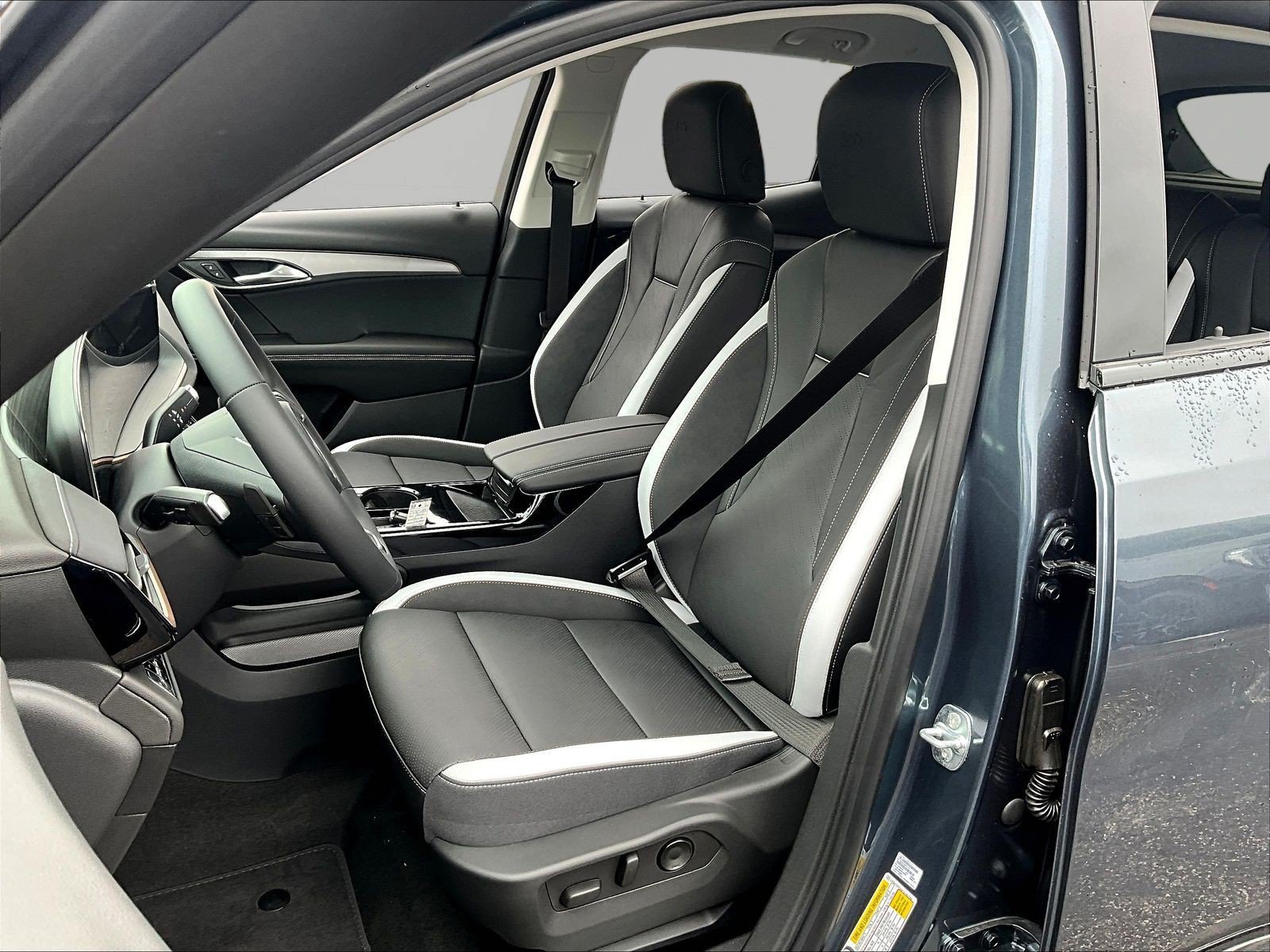 New 2026 Buick Envision Sport Touring AWD/4WD image 16