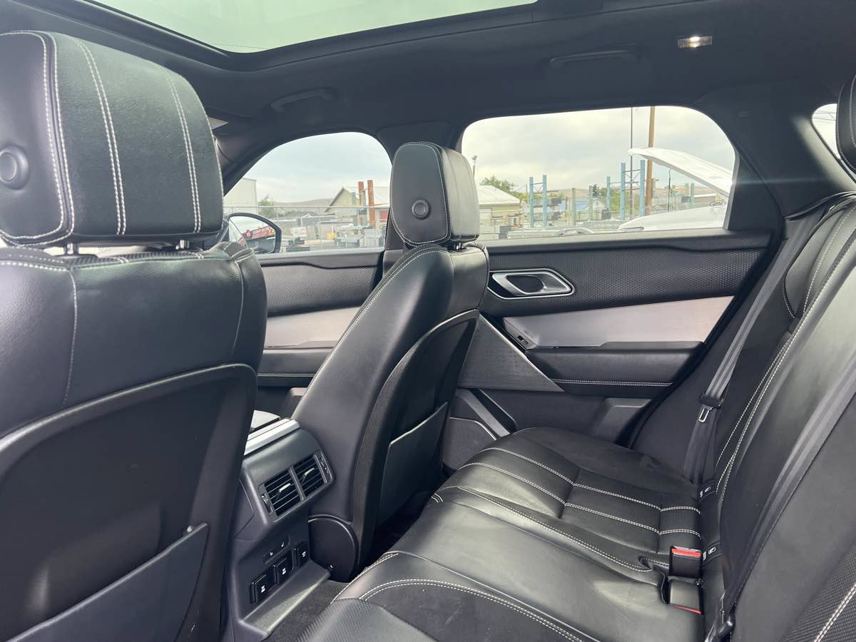 Used 2020 Land Rover Range Rover Velar R-Dynamic S AWD/4WD image 8