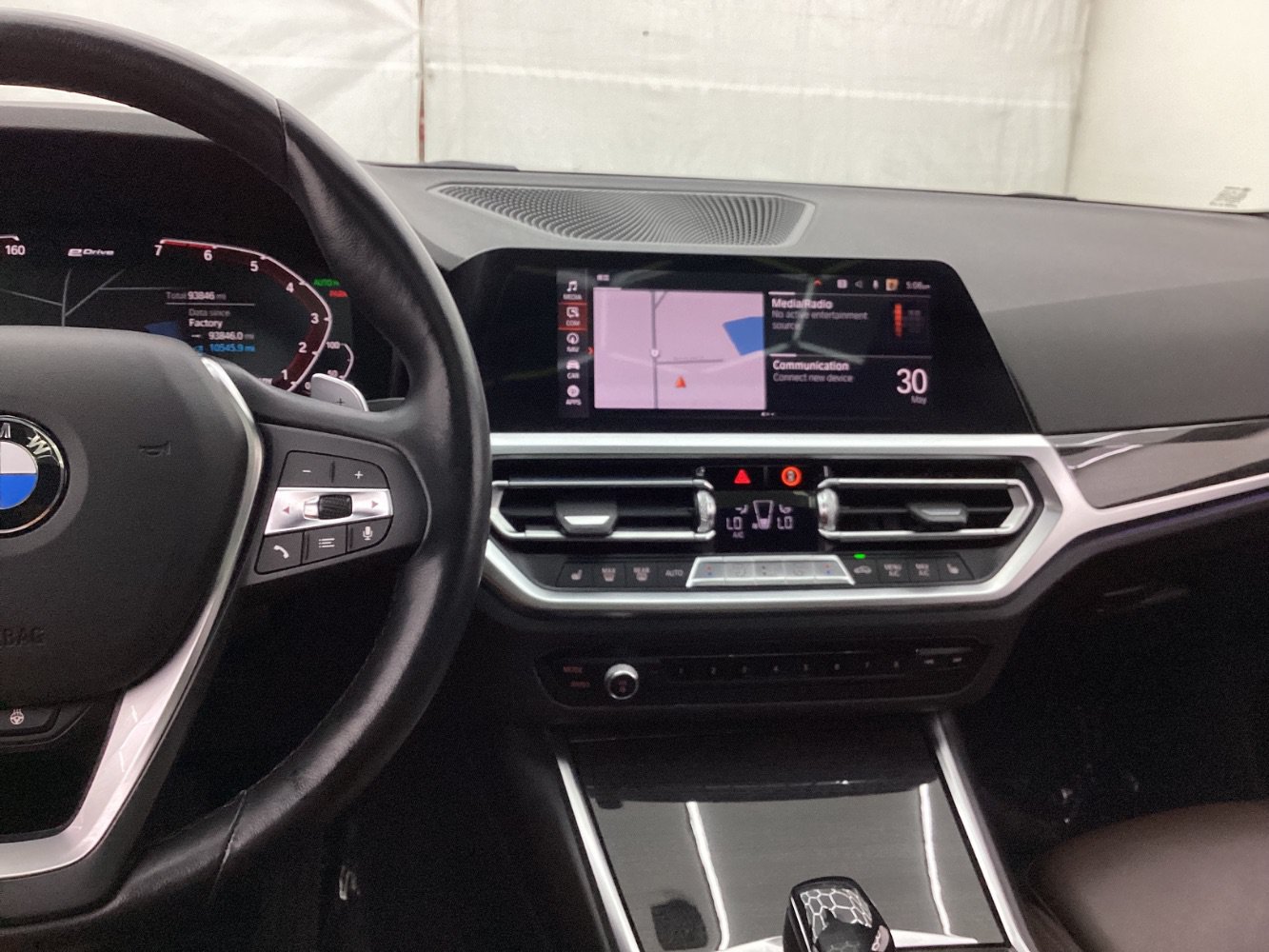 Used 2021 BMW 330e xDrive w/ Convenience Package AWD/4WD image 33