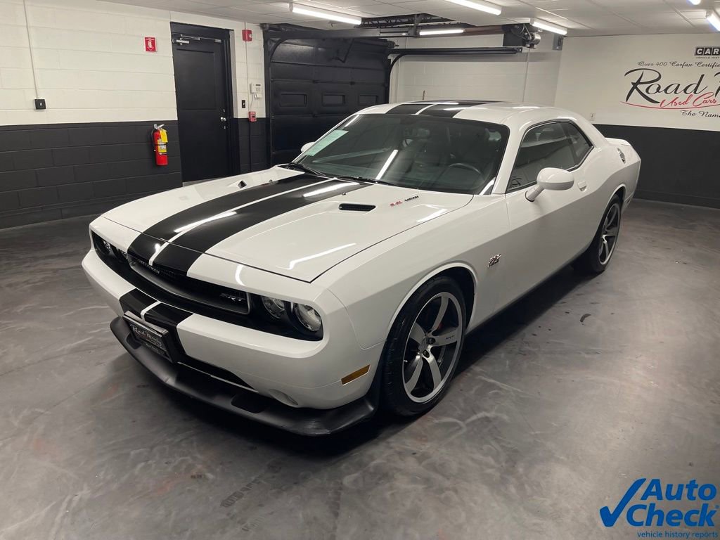 Used 2014 Dodge Challenger SRT8 image 6