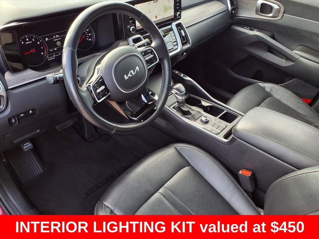 Used 2022 Kia Sorento S w/ Panoramic Sunroof Package image 4