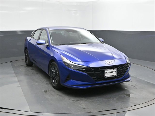 Used 2023 Hyundai Elantra Blue image 22