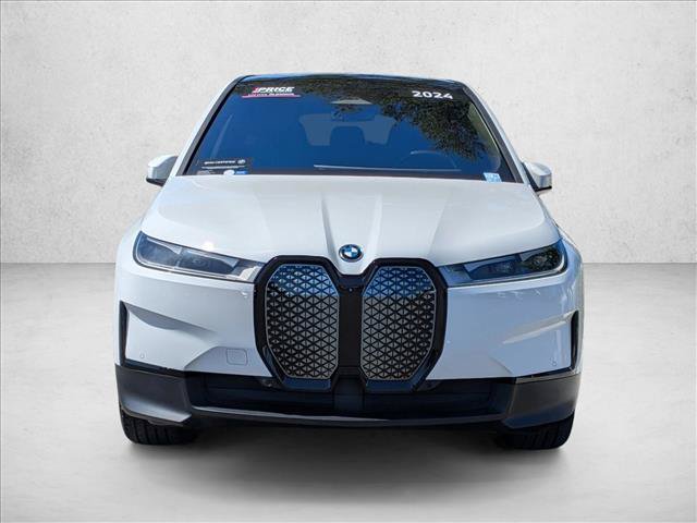 Used 2024 BMW iX xDrive50 w/ Convenience Package AWD/4WD image 2